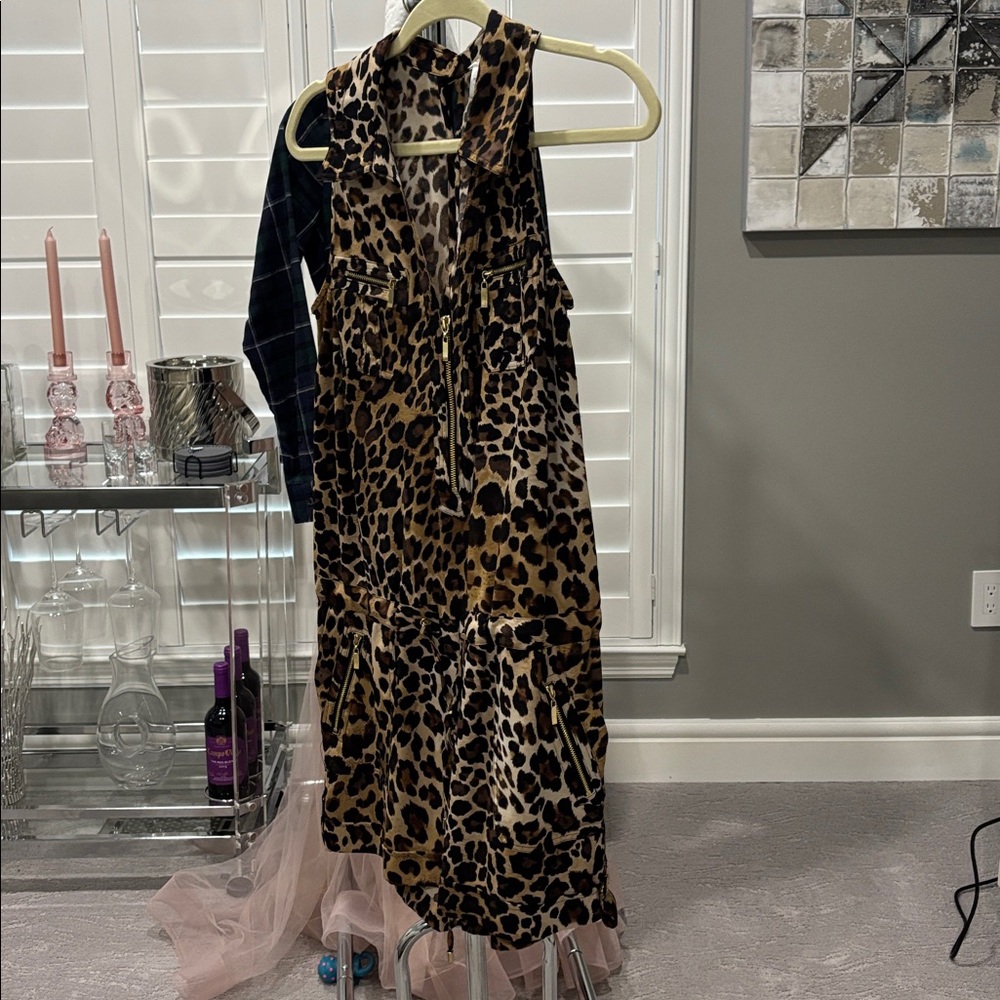 Leopard Print Sleeveless once piece short romper